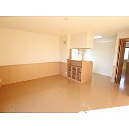 プリマヴェーラ尾張部　E 1階2LDKのリビング/ダイニング