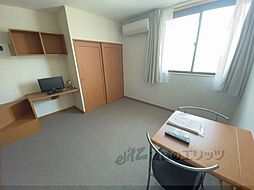 レオパレスＳｈｉｎ 203 2階1Kのリビング/ダイニング