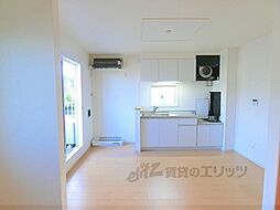 セイバリー幸 2階2LDKのリビング/ダイニング