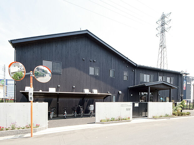 新座どろんこ保育園(597m)