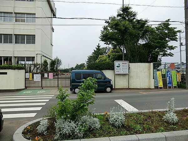 朝霞市立第九小学校 916m