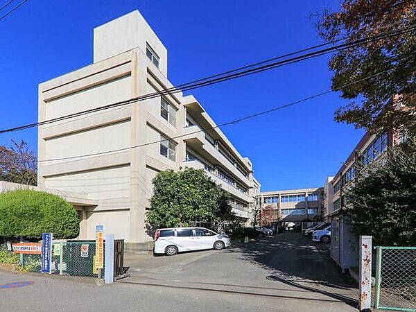 朝霞市立第三小学校 362m