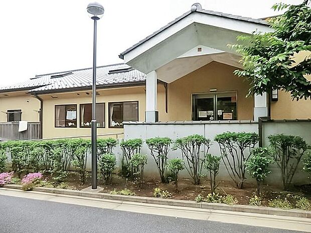 志木市立いろは保育園 徒歩9分。 680m