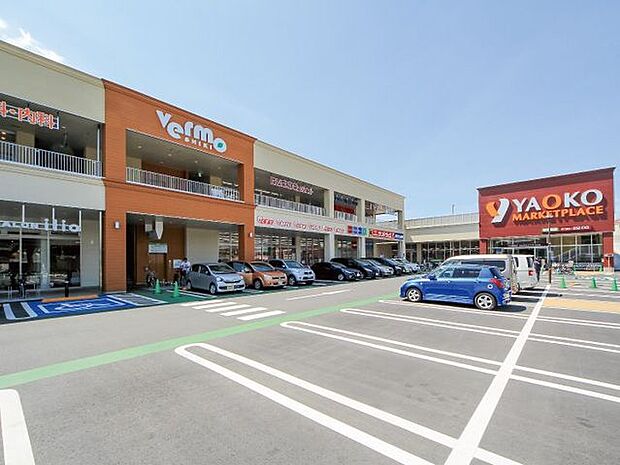 ヴェルモ志木 徒歩32分。 2503m