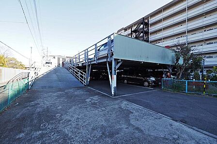 立体駐車場