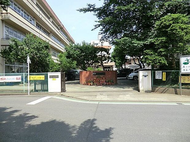 朝霞市立朝霞第二小学校 徒歩24分。 1850m