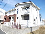 開成駅より徒歩12分 築8年8ヶ月 2階建の賃貸物件