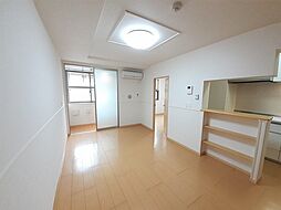 シエロアズール 101 1階1LDKのリビング/ダイニング