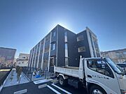 国府津駅より徒歩24分 新築 3階建の賃貸物件