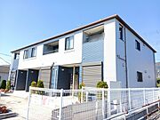 新松田駅よりバス5分 徒歩4分 築5年3ヶ月 2階建の賃貸物件