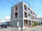 鴨宮駅より徒歩13分 築22年6ヶ月 3階建の賃貸物件