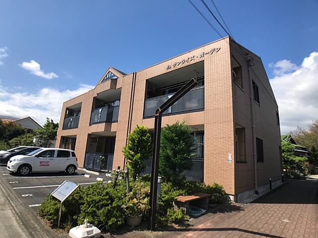 2 / 4
