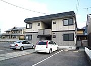 山形駅よりバス15分 徒歩1分 2階 築35年の賃貸物件