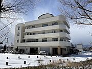 山形駅よりバス20分 徒歩3分 築24年9ヶ月 4階建の賃貸物件