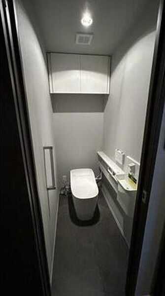 嬉しい温水暖房便座のトイレです