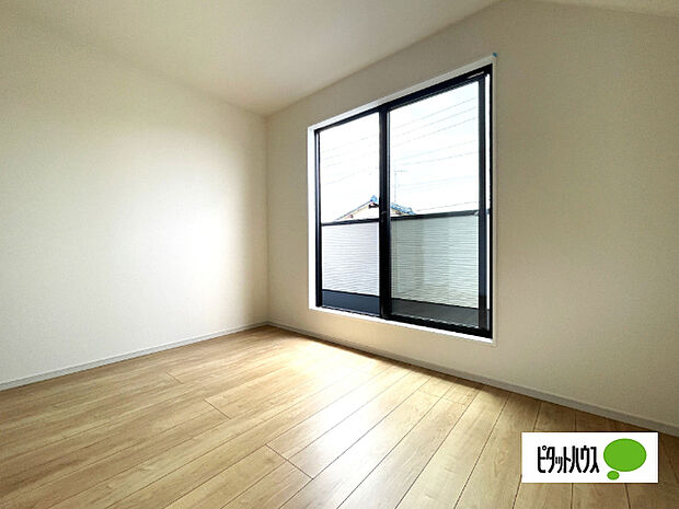 明るい洋室です