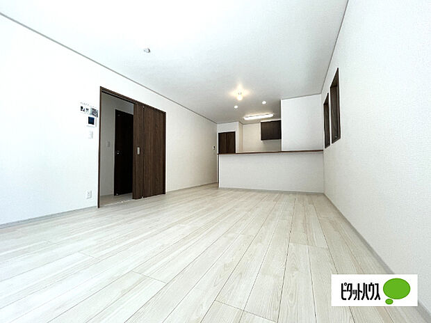 建物完成しました、いつでもご見学は可能です