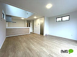 全2棟／1号棟　寒い冬に嬉しい床暖房 4LDKのリビング/ダイニング