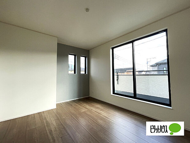 明るい洋室です