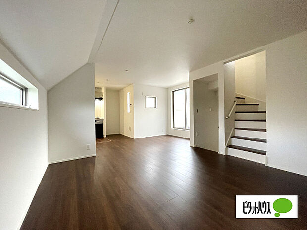 建物完成しました、いつでもご見学は可能です