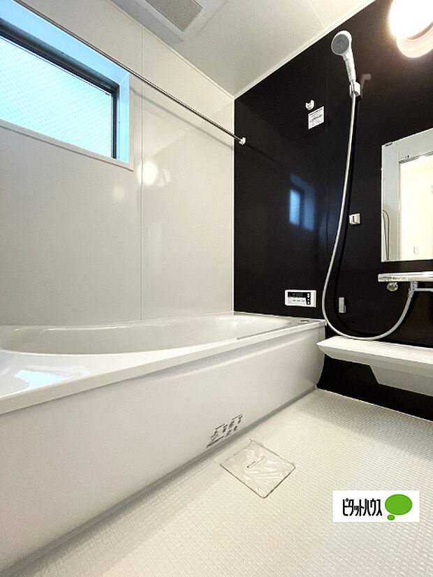 追い炊き・浴室乾燥機能付きです