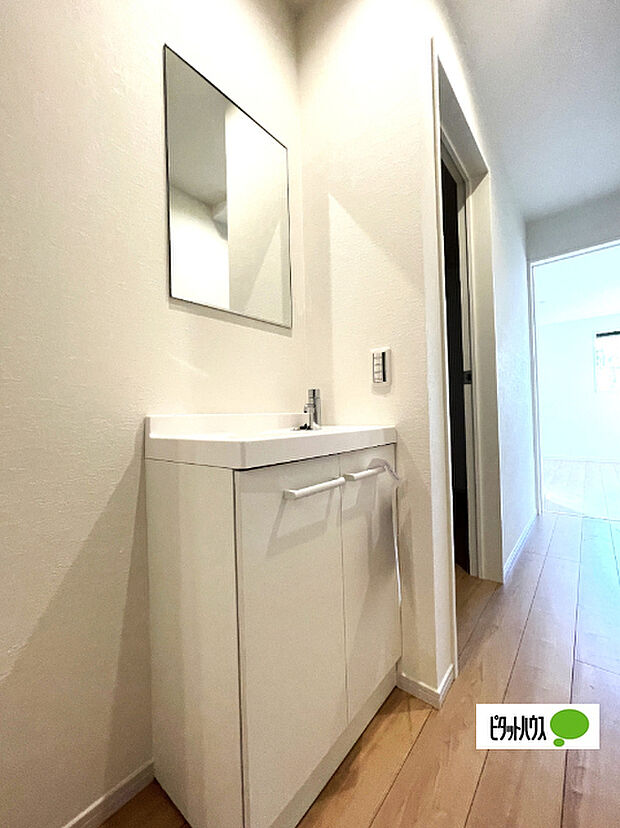 玄関近くの手洗い場です