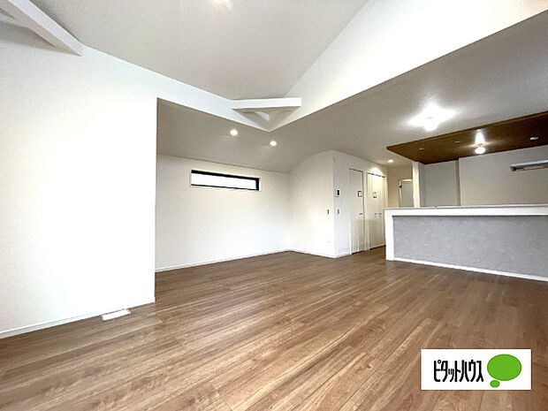 建物完成しました、いつでもご見学は可能です