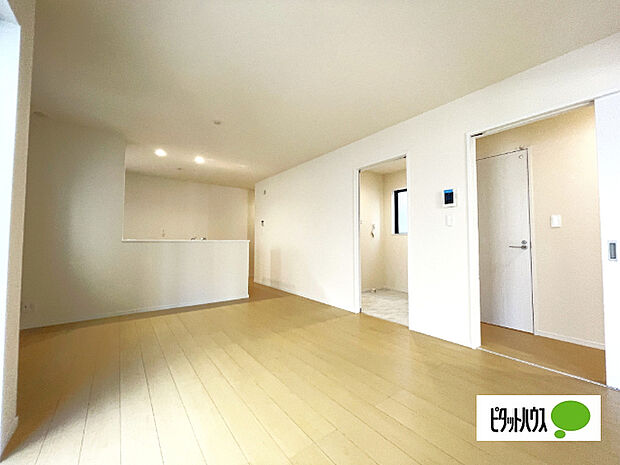 建物完成しました、いつでもご見学は可能です