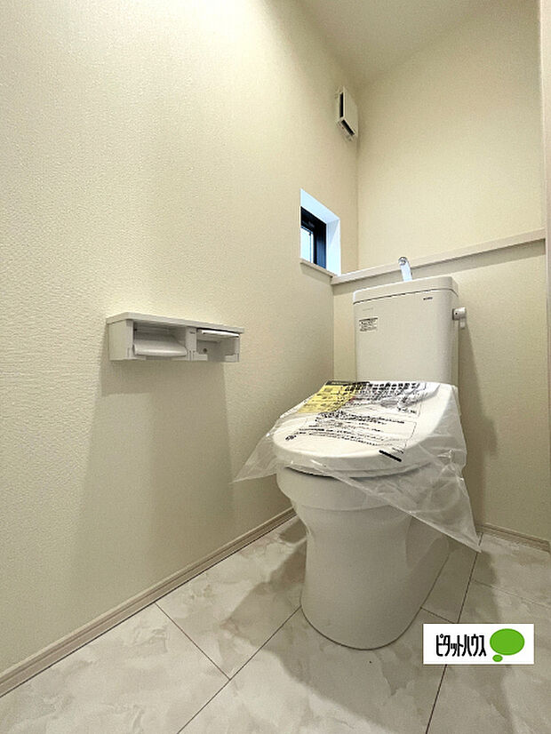 嬉しい温水暖房便座のトイレです