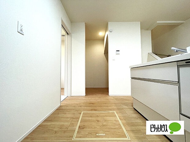 人気の食洗器付きシステムキッチンです