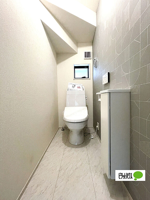 嬉しい温水暖房便座のトイレです