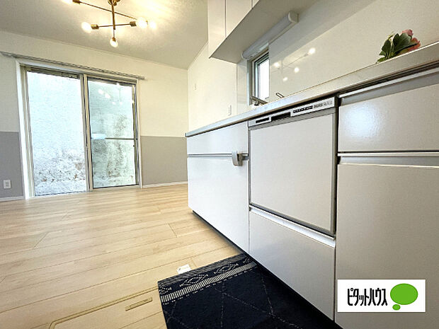 人気の食洗器付きキッチンです