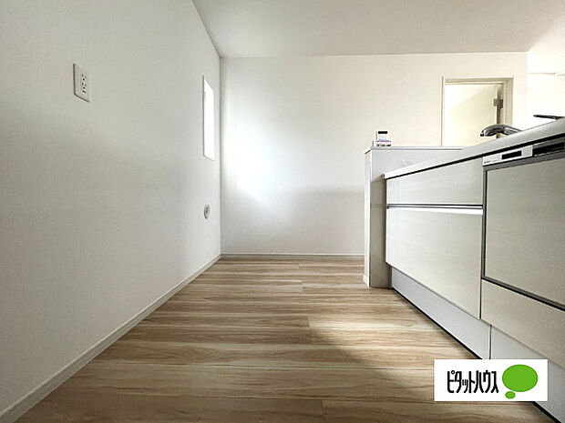 人気の食洗器付きシステムキッチンです