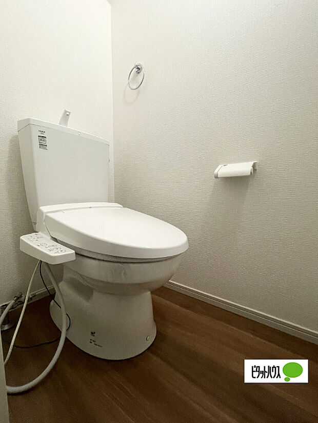 嬉しい温水暖房便座のトイレです