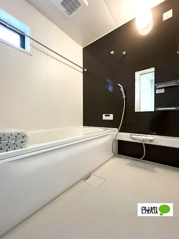 追い炊き・浴室乾燥機能付きです