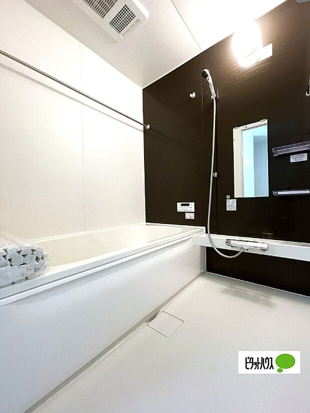 追い炊き・浴室乾燥機能付きです