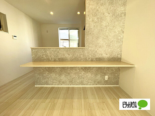 明るく開放的なリビングです