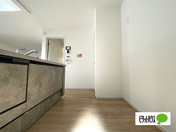 人気の食洗器付きシステムキッチンです