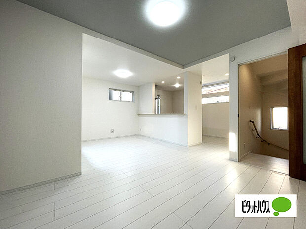 建物完成しました、いつでもご見学は可能です