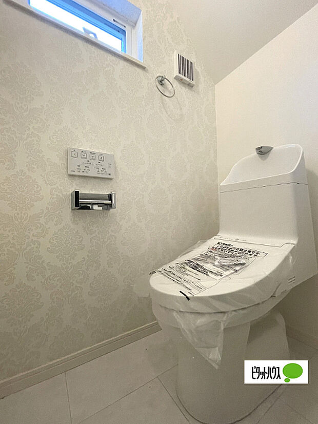 嬉しい温水暖房便座のトイレです
