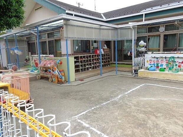 幼稚園、保育園「市川市立若宮保育園まで550m」