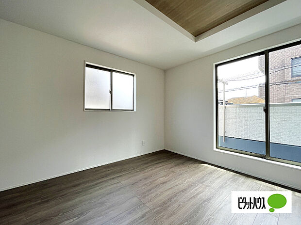 明るく開放的なリビングです