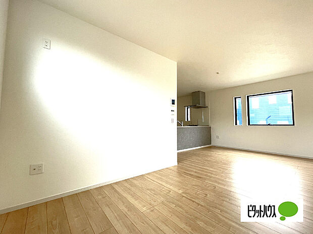 明るく開放的なリビングです