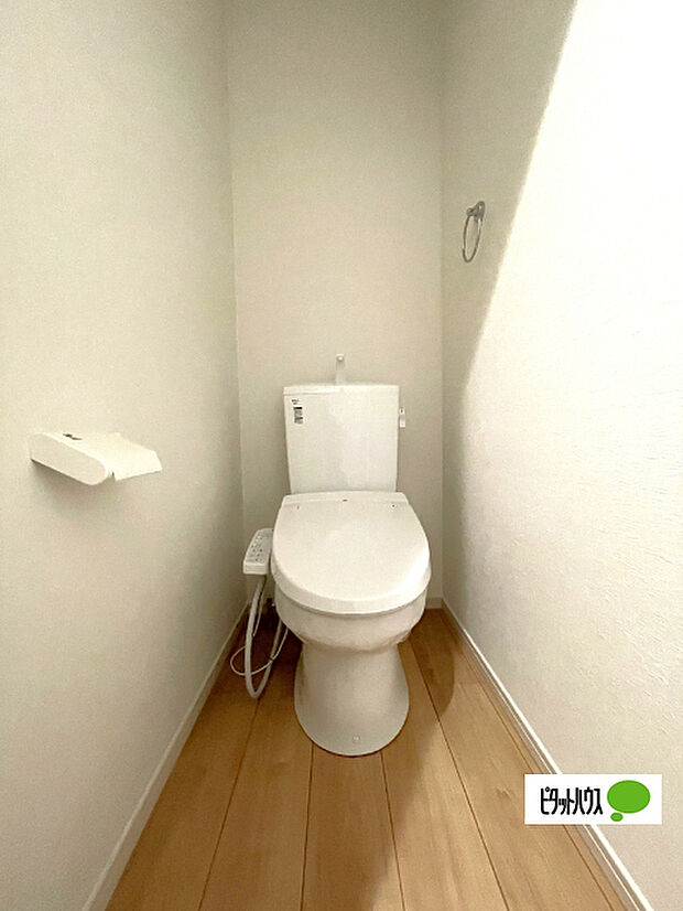 嬉しい温水暖房便座のトイレです