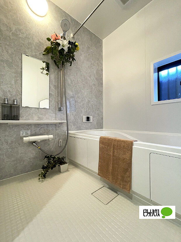 追い炊き・浴室乾燥機能付きです