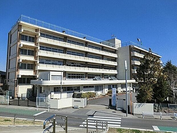 中学校「松戸市立古ケ崎中学校まで1100m」