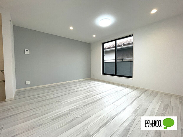 明るく開放的なリビングです