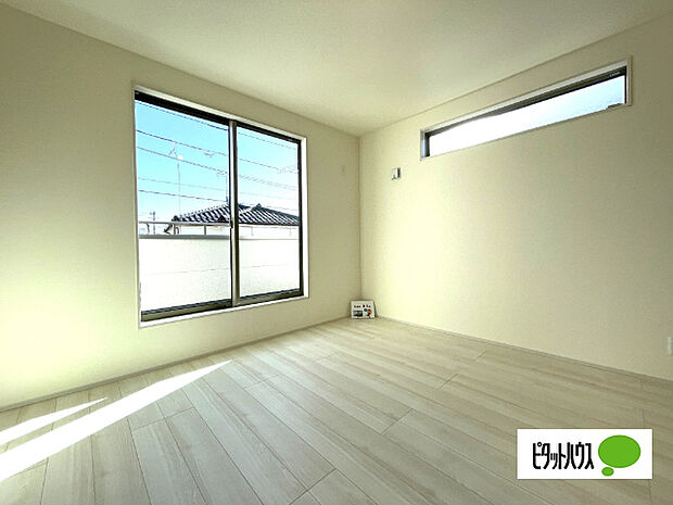 施工例明るい洋室ですです