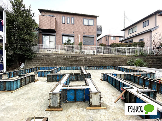 現在建築中です