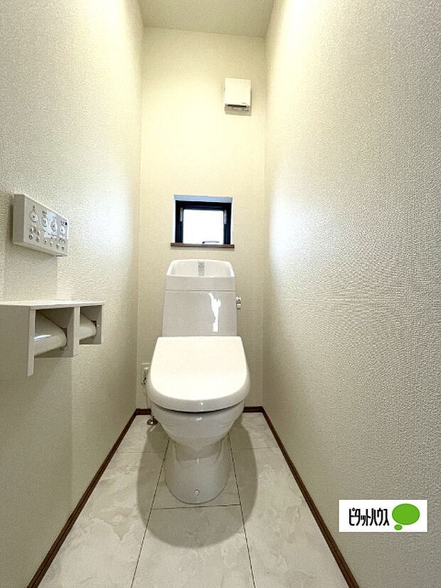 嬉しい温水暖房便座のトイレです